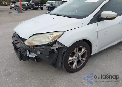 2014 Ford Focus Se z USA, uszkodzony, nr VIN 1FADP3K24EL319426